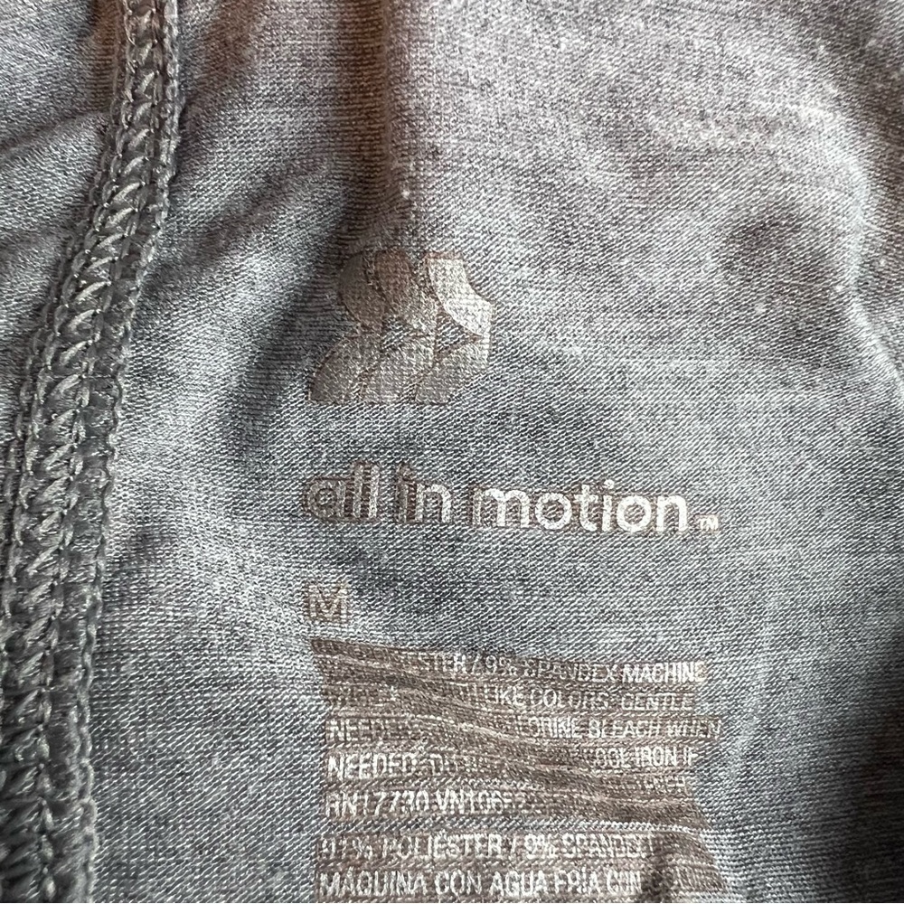 ALL IN MOTION Gray Women’s Medium Tank Top - Picture 2 of 6